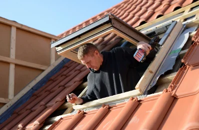 Pose de fenêtres de toit Velux aux Achards